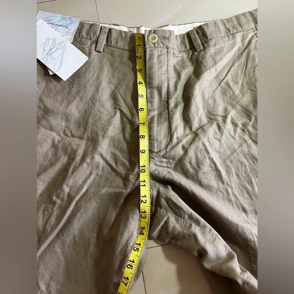 Casuals Roundtree & Yorke Size 40 Waist RELAXED FIT Brown Cotton New Mens Shorts
